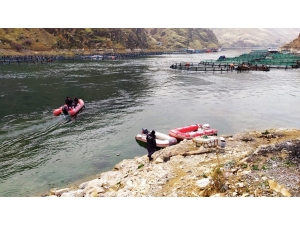 Fırat Nehri’nde 10 Gündür Tüm Ekipler, Kayıp Sürücüyü Arıyor