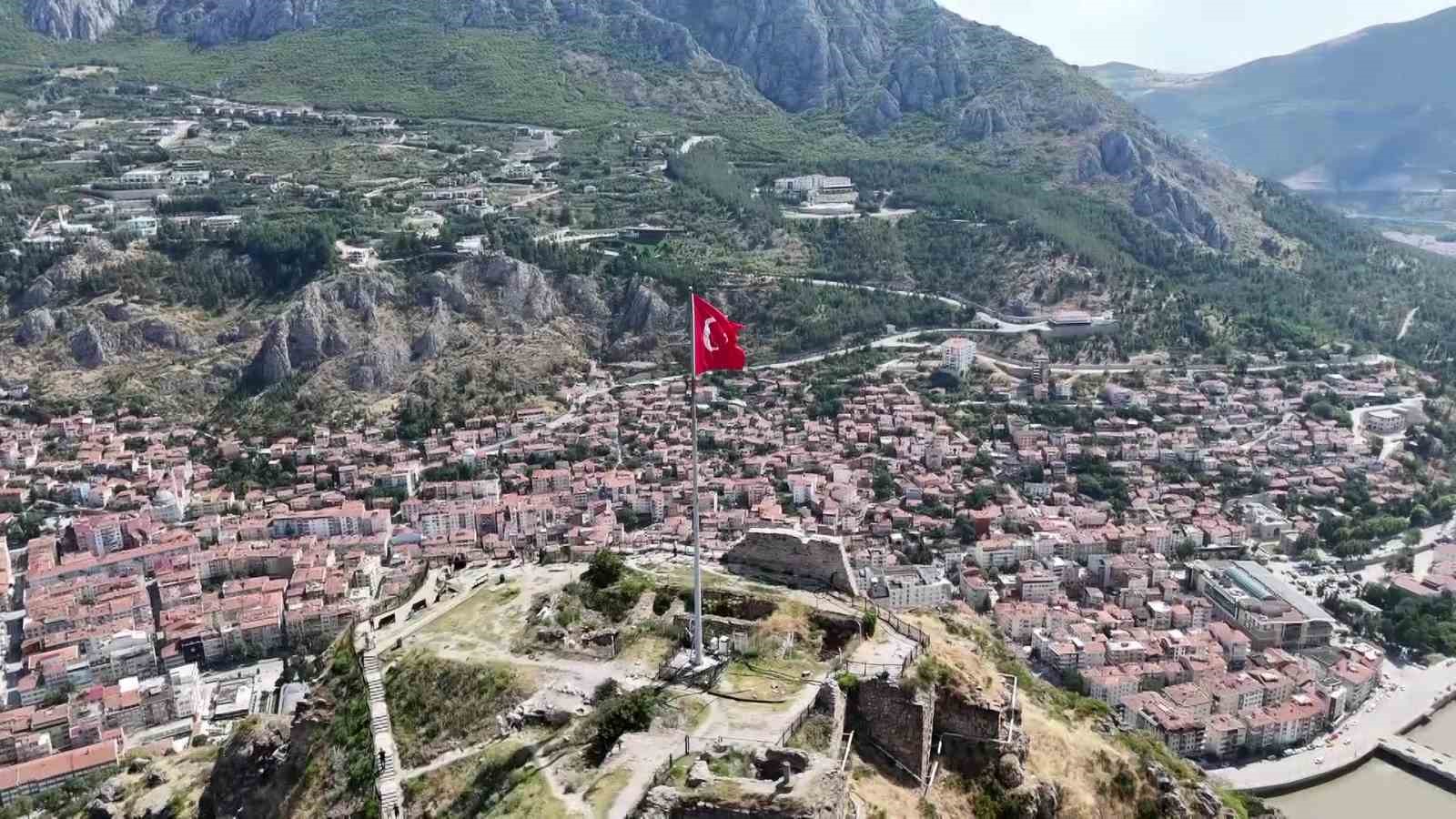 amasya-da-su-3-yil-once-1-tl-den-satiliyordu-simdi-fiyati-dogalgaz-ve-elektrigi-gecti
