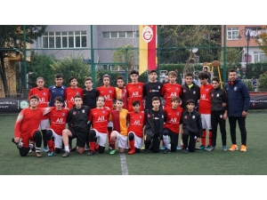 Psg Academy Bursa Gs Ayazağa İle Dostluk Maçında Buluştu