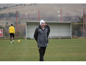 Sergen Yalçın: "Bulunduğumuz Pozisyonun Kötü Olduğunu Düşünmüyorum"