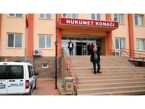 Kazayla Annesini Vuran Genç Polis Serbest Kaldı