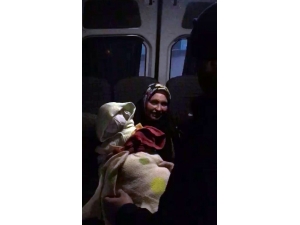 Kumaşlardan Yaptığı Sahte Bebekle Dilenen Dilenci Kıskıvrak Yakalandı