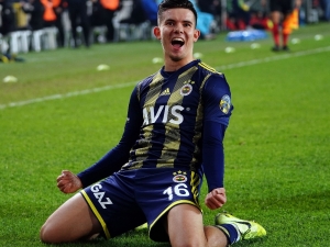 Phillip Cocu: “Ferdi’yi Kiralamayı Düşünüyoruz”