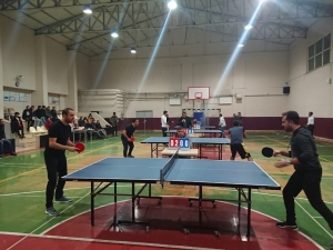 Varto’da Öğretmenler Arası Masa Tenisi Turnuvası