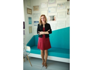 Göz Makyajı Yaparken Dikkat