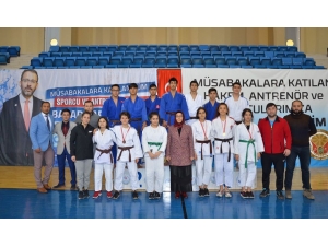 Judo Genç Ve Genç A Güreş Yarışmaları Sona Erdi