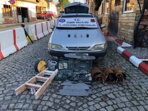 İzmir’de Trafo Hırsızlığına Jandarma ’Dur’ Dedi
