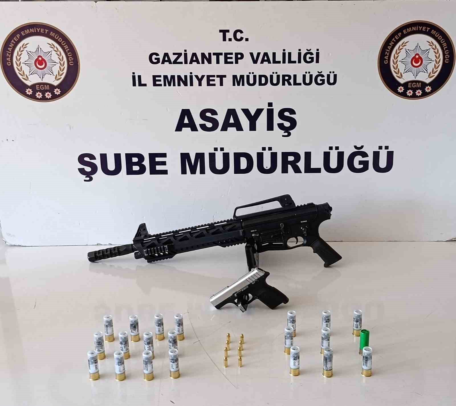 araca-silahla-ates-ederek-kacan-supheli-yakalandi