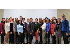 Bilimsel Toplantıda, Yenidoğan Ve Çocuklar Ele Alındı