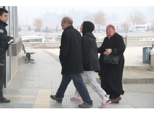 103 Öğrenci Yerinden Çıkan Kombi Bacasından Sızan Gazdan Etkilenmiş