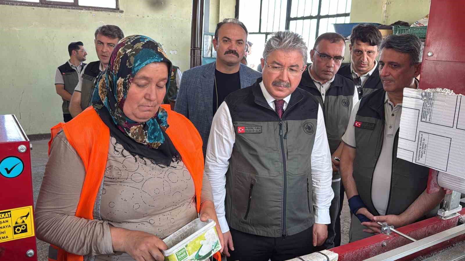 eskisehir-den-yangin-bolgelerine-gonderilen-milyonlarca-fidan-nefes-olacak