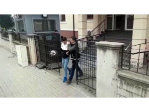 İş Yerinden Bilgisayar Ve Para Çalan Maskeli Hırsız Tutuklandı