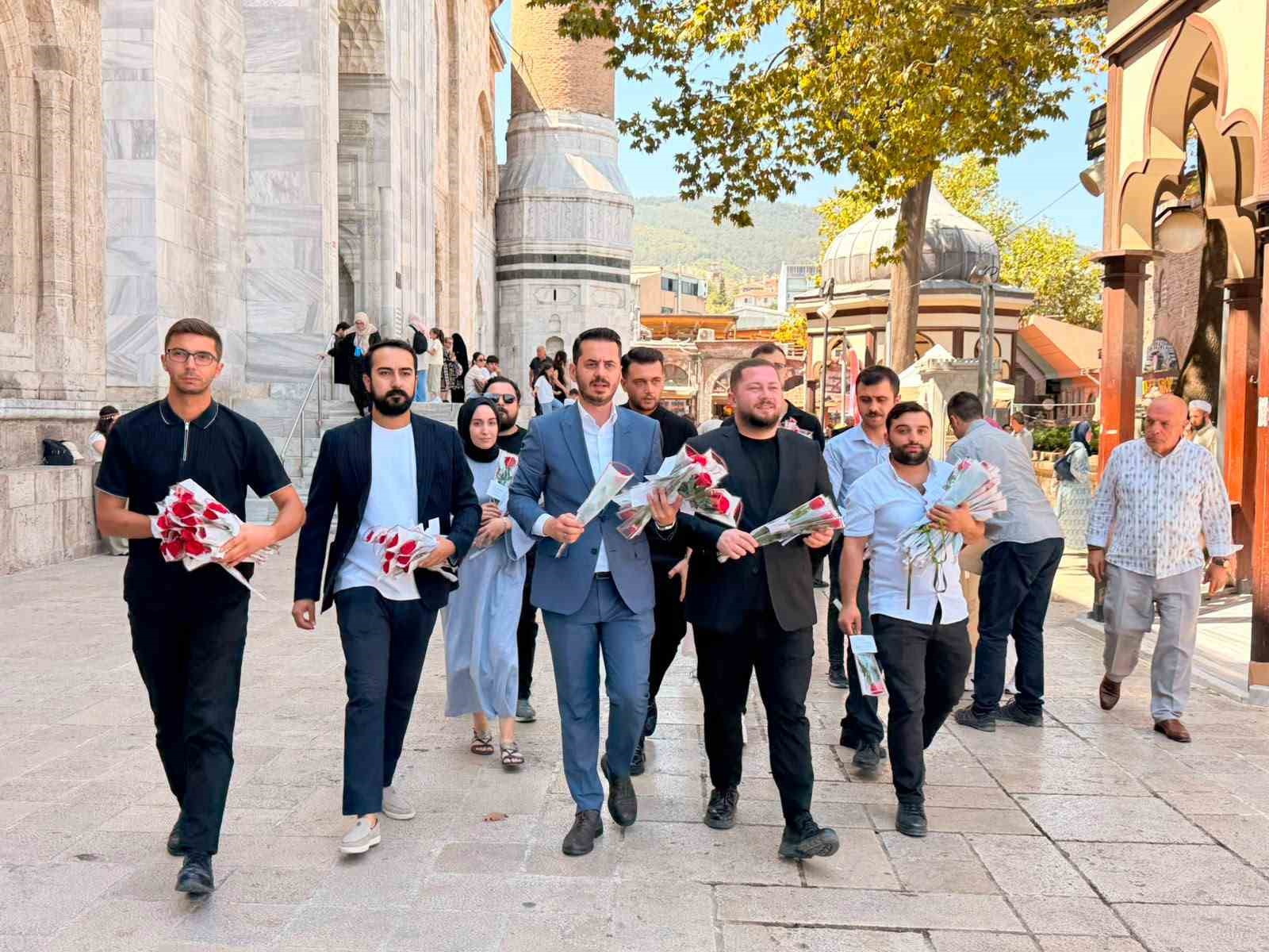 bursa-da-ak-partili-genclerden-anlamli-program