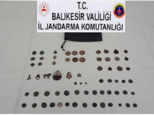 Tarihi Eserleri İnternet Üzerinden Satışa Çıkardı