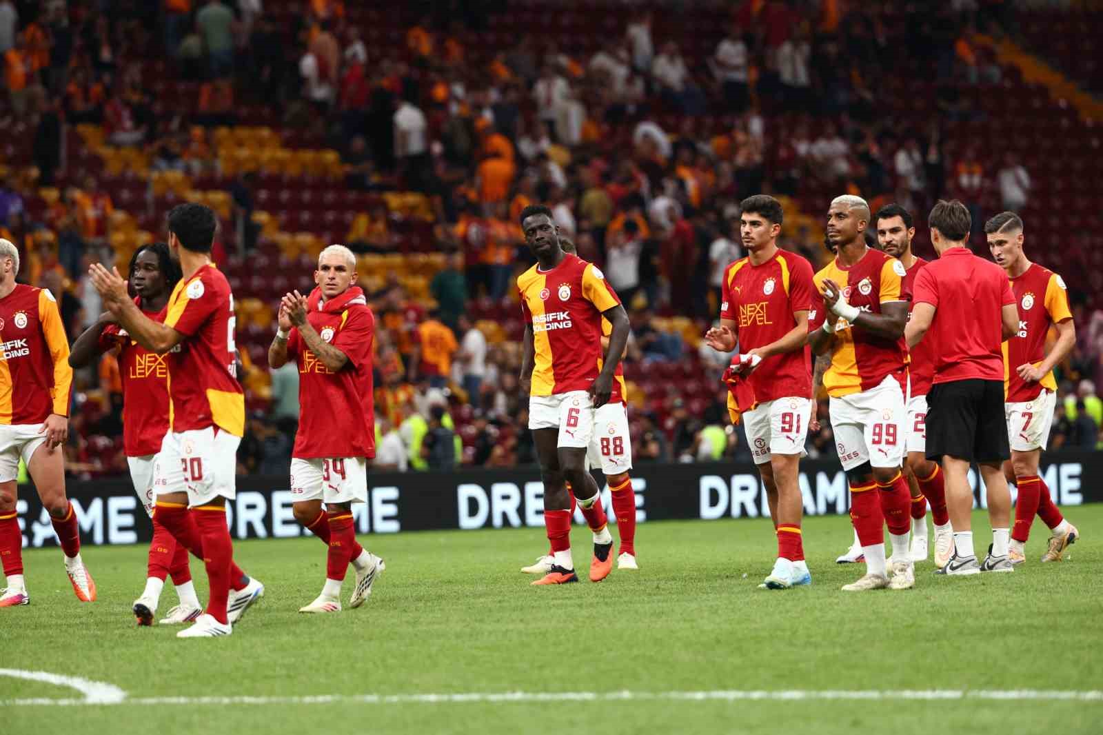 galatasaray-ligde-ic-sahadaki-son-36-macta-yenilmedi