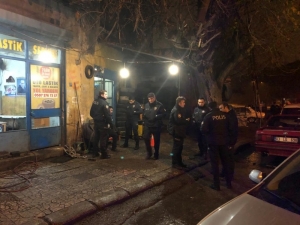 Başkent’te Başından Döner Bıçağı İle Yaralanan Şahıs İsyan Etti