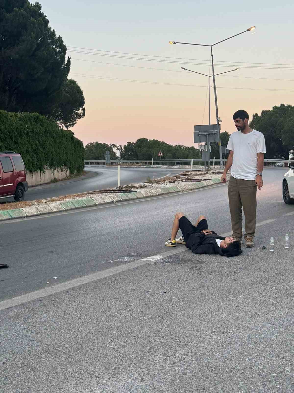 bursa-da-kontrolden-cikan-motor-yan-yatti-2-yarali