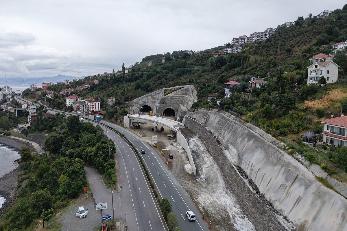 guney-cevre-yolu-yapim-calismalari-hiz-kesmeden-devam-ediyor