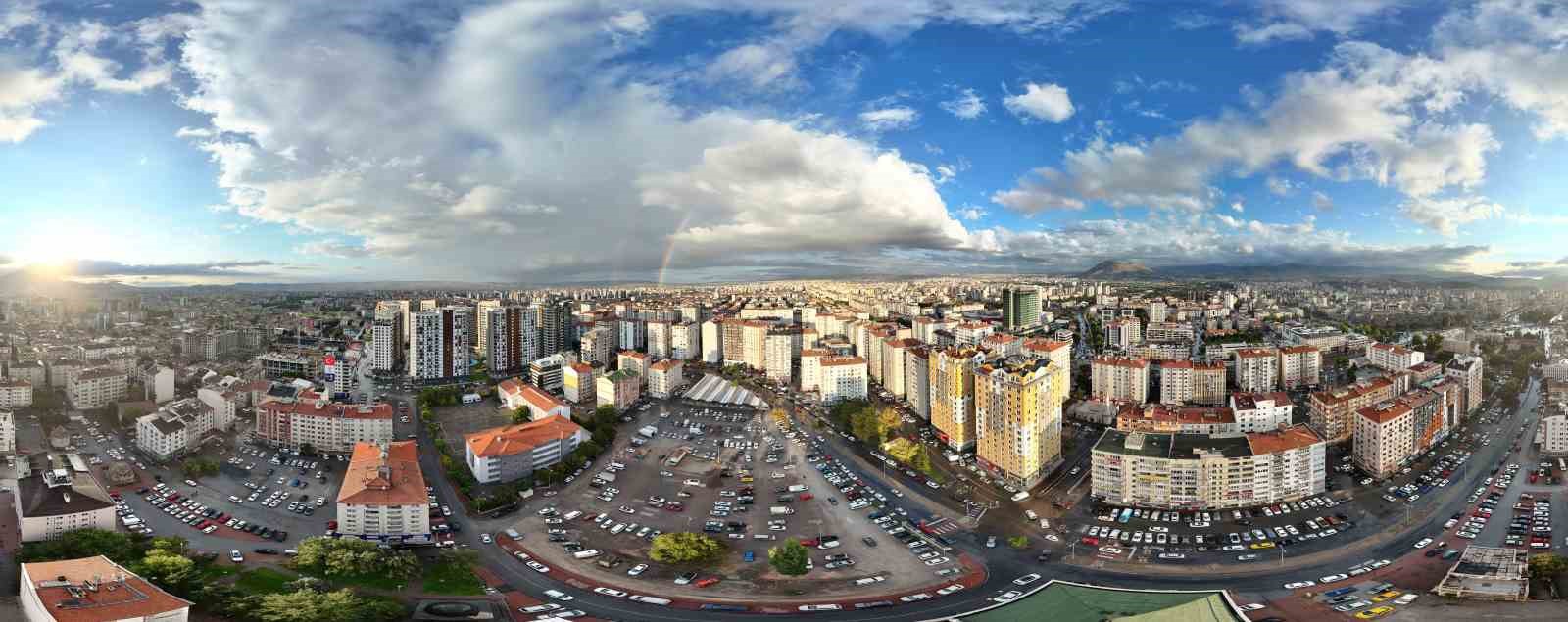 kayseri-semalarinda-gokkusagi-guzelligi