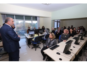 "Bir Kadının Hayatına Sen De Işık Ol"