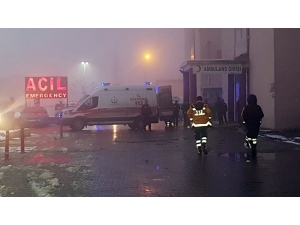 Üzerine Kaya Düşen 3 Asker Yaralandı