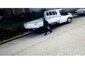 Samsun’da Araçtan Hırsızlık Kamerada