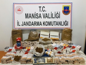 Demirci’de Kaçak Tütün Ve Sigara Operasyonu