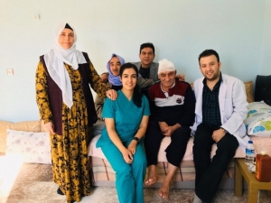 Yaşlı Ve Kimsesiz Hastaların Umudu: Evde Bakım