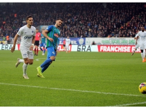 Süper Lig: Çaykur Rizespor: 0 - Kasımpaşa: 2 (İlk Yarı)