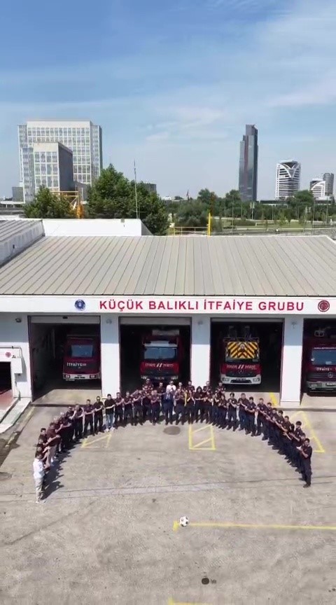 bursa-itfaiyesi-nden-milli-takimimiza-anlamli-destek