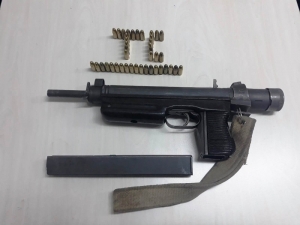 Ruhsatız Uzun Namlulu Silahla Yakalandı