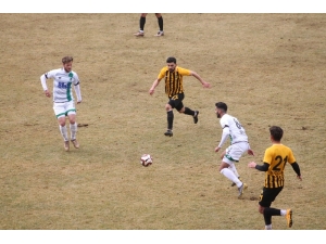 Bayburt Özel İdare Spor - Sakaryaspor: 0- 2