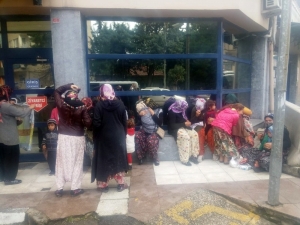 Denizli’den Manisa’ya Gelen Dilenci Şebekesi Yakalandı