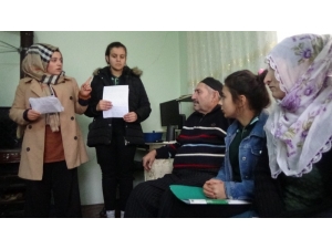 Öğrenciler Kapı Kapı Gezip ’Brusella’yı Anlattı