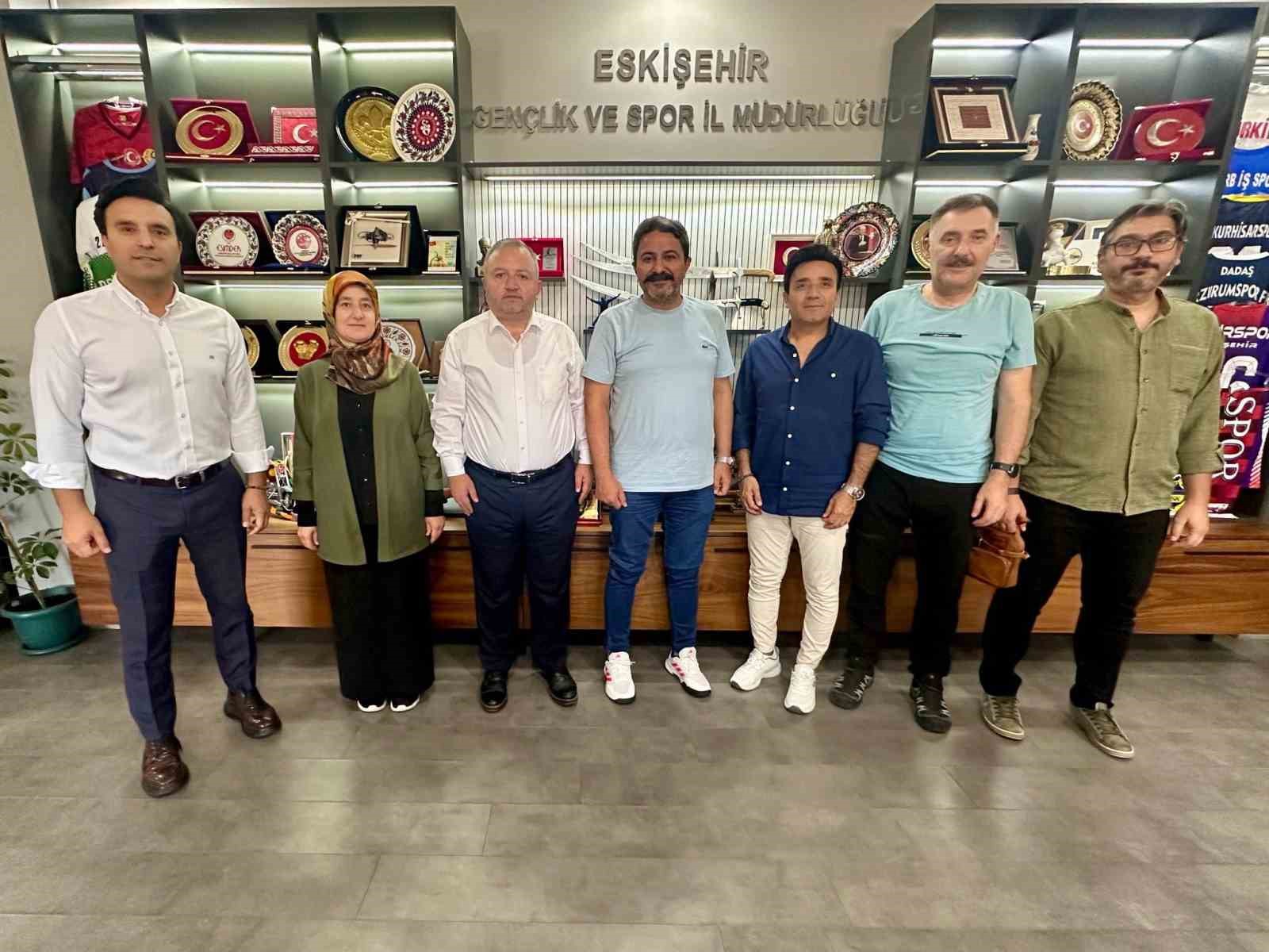 genclik-faaliyetleri-icin-yeni-donem-hedefleri-degerlendirildi