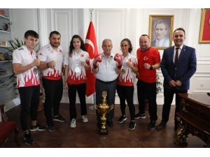 Muaythai Turnuvasında İlkadımlı Sporculardan Büyük Başarı