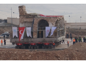 Er-rızk Camii Yeni Yerine Ulaştı