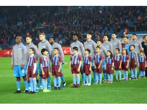 Süper Lig: Trabzonspor: 1 - Yukatel Denizlispor: 0 (İlk Yarı)