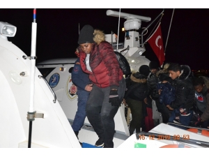 Ayvalık’ta 45 Göçmen Sahil Güvenlik Ekiplerince Yakalandı