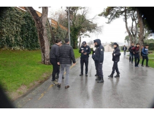 Balıkesir’de Polis 21 Aranan Şahsı Yakaladı