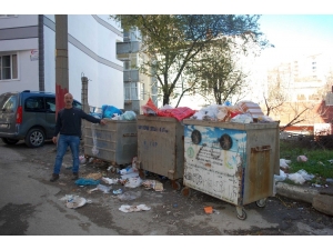 Chp’li Belediyeye Çöp Tepkisi