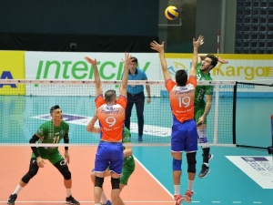 Efeler İstanbul’dan Şen Döndü