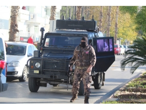 Soyguncu İkna Edildi