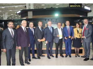 Fuarın Yıldızı Ender Plastik Oldu