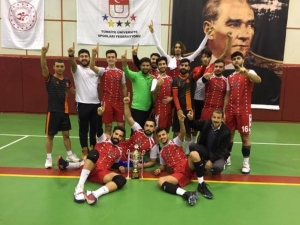 Nevü Erkek Voleybol Takımı 1.lige Yükseldi