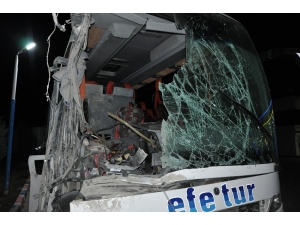 Afyonkarahisar’da Meydana Gelen Otobüs Kazasında Yaralananların Kimlikleri Belli Oldu