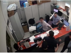 Bilgisayarı Tamir Olmayınca Teknomarketi Birbirine Kattı