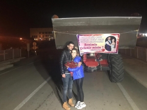 İş Makinesiyle Çılgın Evlenme Teklifi