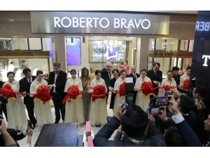 Çin’deki Tek Türk Mücevher Mağazası; Roberto Bravo