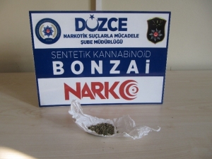 Düzce’de Uyuşturucu Operasyonu: 2 Tutuklama